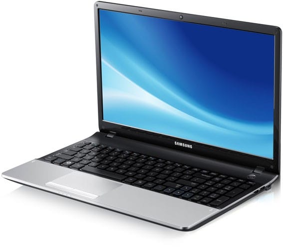 Pc portable Samsung Series 3 NP300E5X 15,6" — image 2