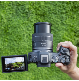Appareil photo hybride Canon EOS R8 + objectif RF 24-50mm F4.5-6.3 IS STM (5803C013AA)