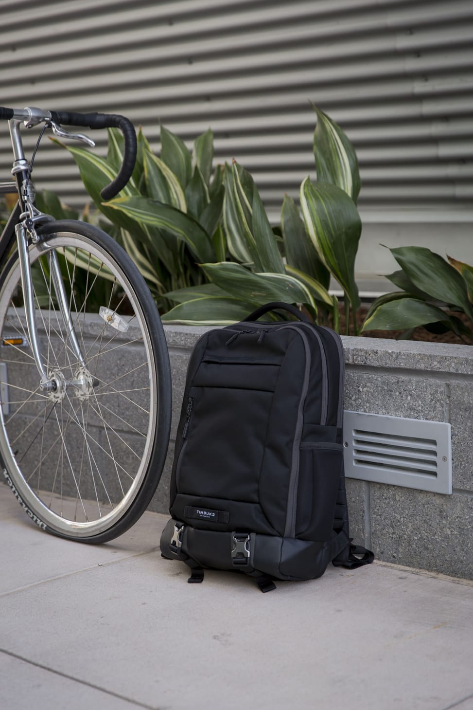 DELL TIMBUK2 Authority Backpack 38,1 cm (15") Sac à dos Noir Sac à dos Timbuk2 Authority 15" (DELL-M3D61) — image 5