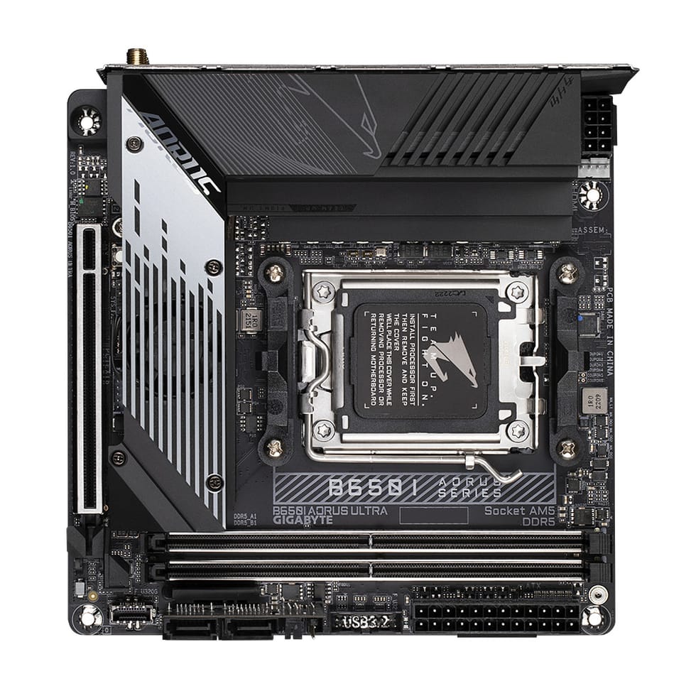 Gigabyte B650I AORUS ULTRA (REV. 1.0) carte mère AMD B650 Emplacement AM5 mini ITX (B650I AORUS ULTRA (REV. 1.0)) — image 5