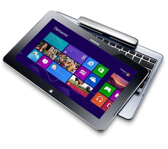 Tablette Convertible Samsung ATIV Smart PC 11,6" (XE500T1C-A02MA)