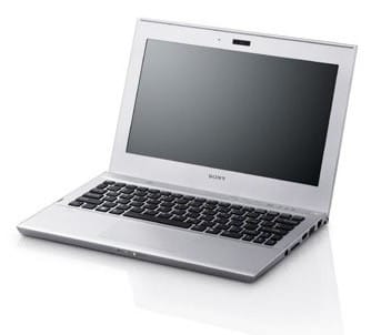 Ultrabook Sony VAIO série T 11.6" + Sacoche et Disque Dur 320Go