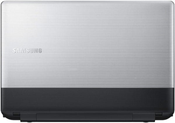 PC portable Samsung NP300 (NP300E5E-A02MA) — image 4