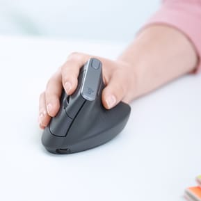 Souris sans fil ergonomique avancée Bluetooth Logitech MX Vertical (910-005448) — image 2