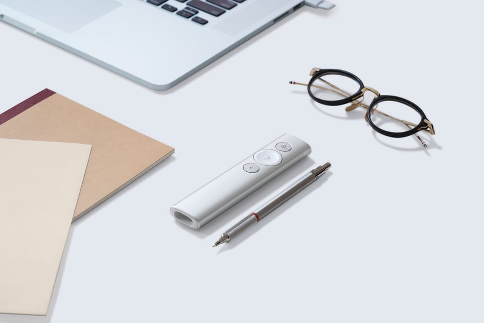 Logitech Spotlight télécommande Bluetooth/RF Gris (910-005166) — image 18