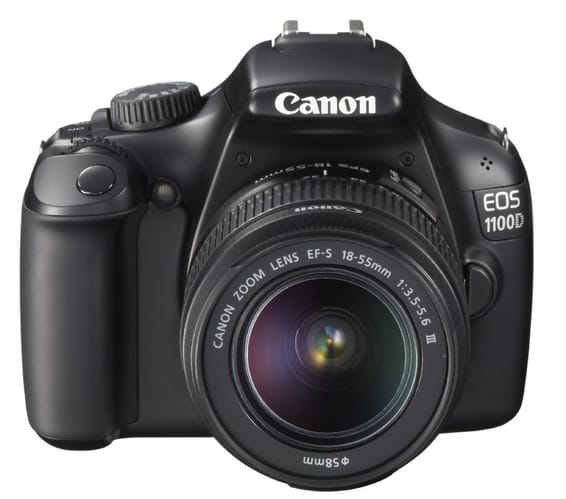 Reflex Canon EOS 1100D + 18-55 DC III + 75-300DC