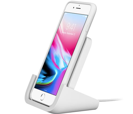 Logitech POWERED Wireless Charging Stand Smartphone Blanc Secteur Recharge sans fil Intérieure (939-001630)