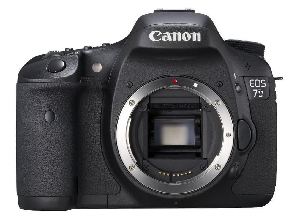 Reflex Canon EOS 7D Boîtier Nu — image 1