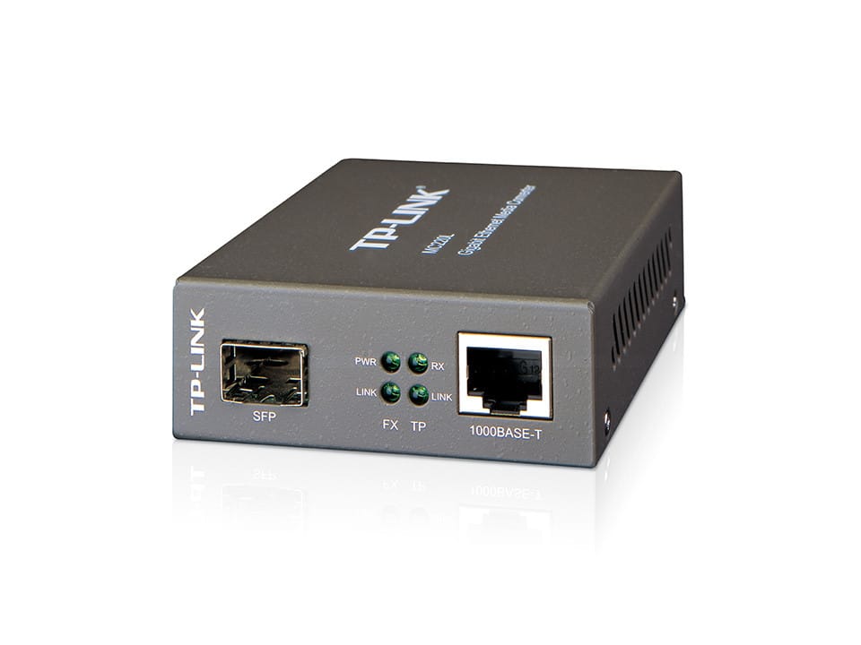 TP-Link MC220L Network Media Converter 1000 Mbps Multimode, Single-mode Black (MC220L V1) — image 1