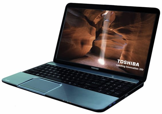 PC portable Toshiba L855-155 + Sacoche offerte