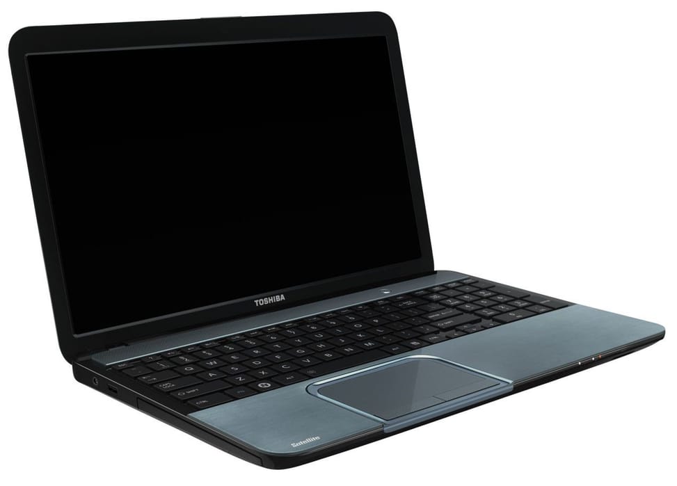 PC portable Toshiba L855-155 + Sacoche offerte — image 3
