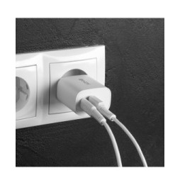 Lindy 73413 chargeur d'appareils mobiles Universel Blanc Secteur Charge rapide Intérieure (73413)