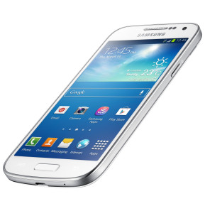 Samsung Galaxy S4 Mini + étui offert