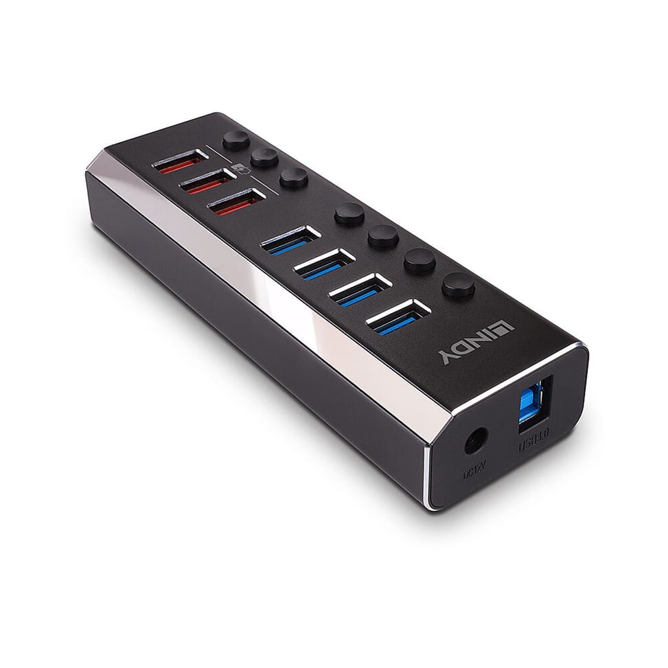 Lindy 4 Port USB 3.0 Hub with 3 Quick Charge 3.0 Ports USB 3.2 Gen 1 (3.1 Gen 1) Type-B 5000 Mbit/s Noir (43371) — image 2