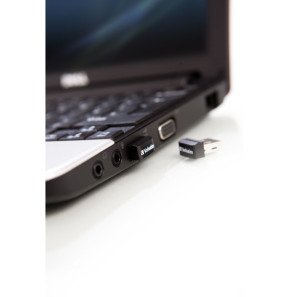 Verbatim Clé NANO USB Store 'n' Stay 16 Go Store 'n' Stay Nano, USB 2.0, 16GB  (97464)
