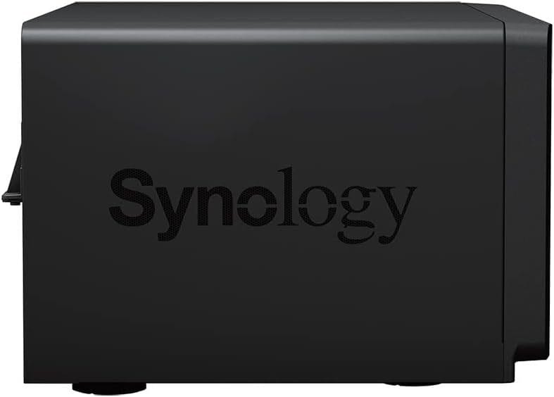 خادم NAS بـ8 حجرات Synology DiskStation DS1823xs+ — صورة 5