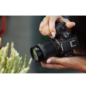 Canon RF-S 18-150 mm f/3.5-6.3 IS STM MILC Objectif large Noir (5564C005)