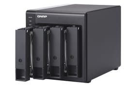 QNAP TR-004 Boîtier de disques de stockage Boîtier disque dur/SSD Noir 2.5/3.5" (TR-004) — image 3