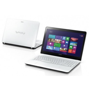 Laptop Sony VAIO Fit 15E + sacoche VAIO DICOTA Offerte