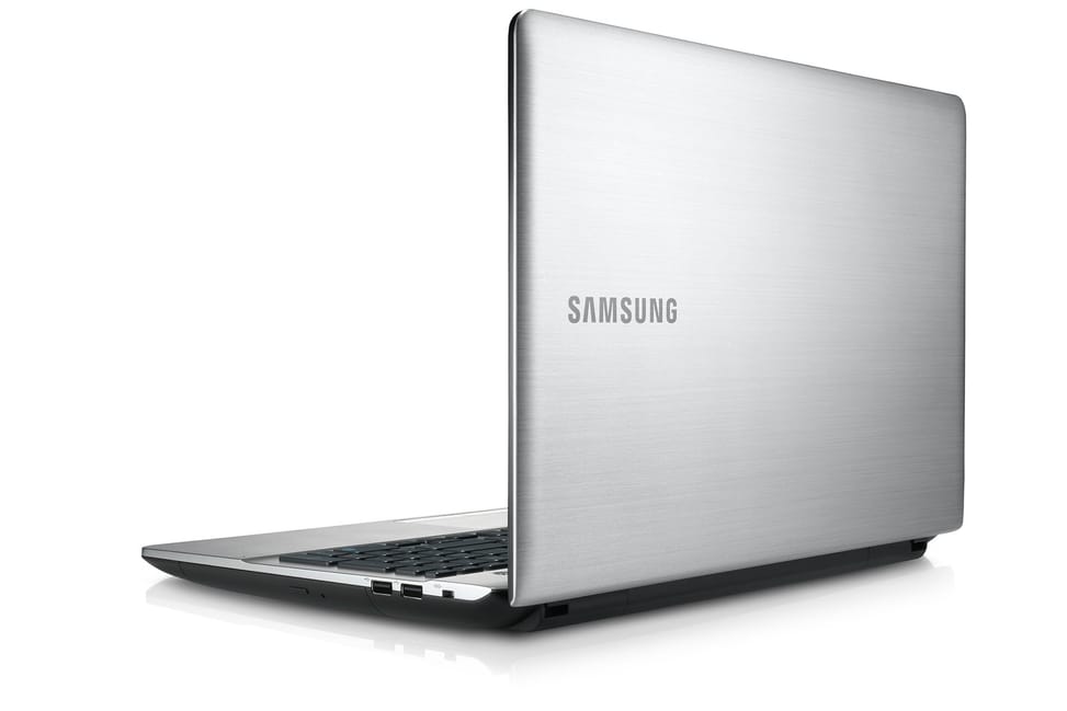 PC portable Samsung NP370R5E (NP370R5E-A01MA) — image 5