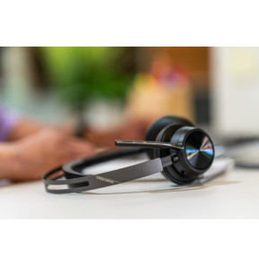 POLY Micro-casque Voyager Focus 2 USB-A Micro-casque Poly Voyager Focus 2 USB-A  (76U46AA)