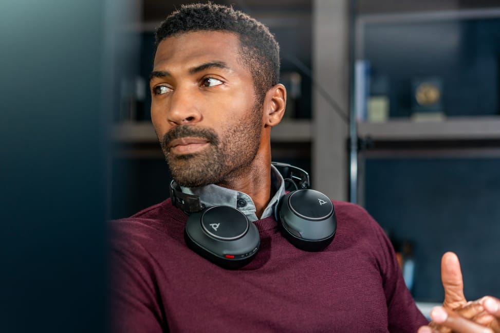 POLY Micro-casque Voyager Surround 80 UC USB-C certifié Microsoft Teams + adaptateur USB-C/A (8G7U0AA) — image 9
