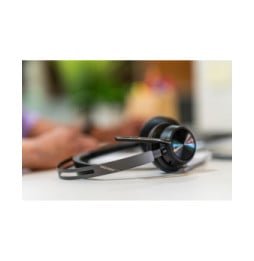 POLY Micro-casque Voyager Focus 2 USB-C avec base de chargement (77Y89AA)