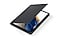 La Book Cover Galaxy Tab A8 est ouverte &agrave; moiti&eacute;, montrant l'&eacute;cran de la tablette. 