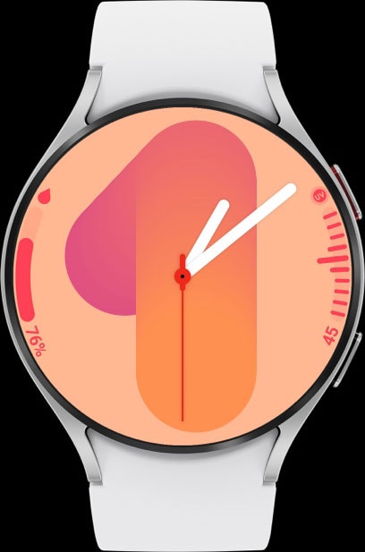 Cadence Font 09 edge face de la montre affich&eacute;e sur le Galaxy Watch5.