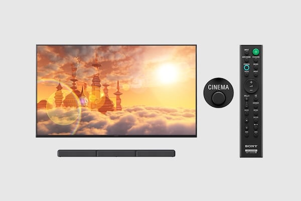 TV, barre de son et t&eacute;l&eacute;commande, illustrant le mode Cin&eacute;ma