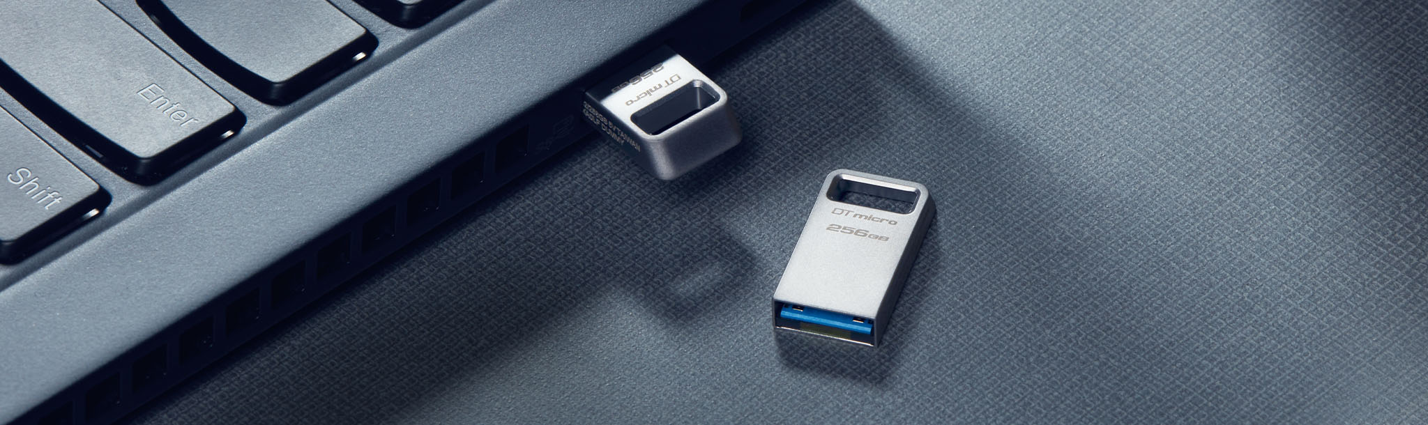 Design ultra-compact et Plug-and-Stay
