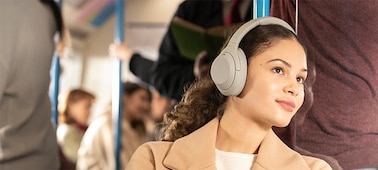 Casque WH-1000XM4 dans un train