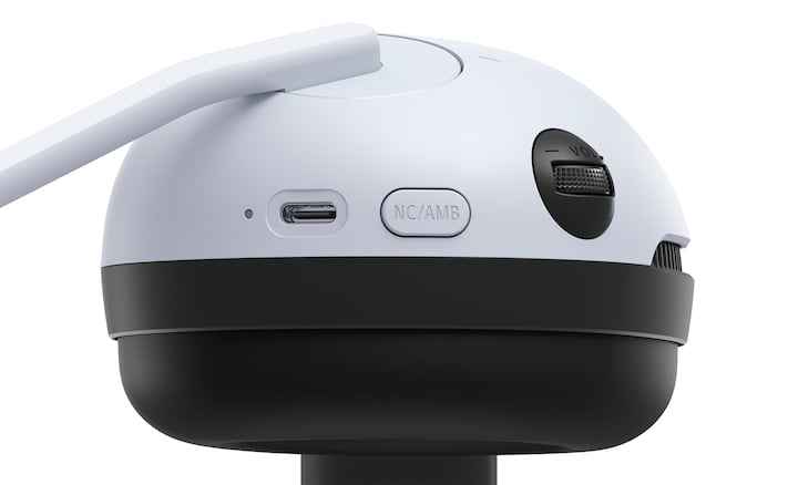 &Eacute;couteur gauche avec bouton de volume, bouton de r&eacute;duction de bruit / mode Ambient Sound, bouton Mute, micro perche et port USB