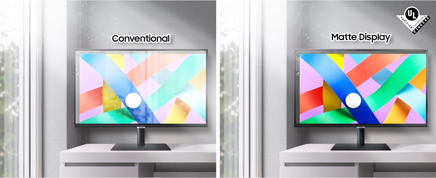 Deux moniteurs identiques et leurs supports sont plac&eacute;s c&ocirc;te &agrave; c&ocirc;te, sur des bureaux identiques, sous une lumi&egrave;re vive. Le moniteur de gauche affiche un &eacute;cran &laquo;&nbsp;classique&nbsp;&raquo;, tandis que celui de droite affiche un &eacute;cran &laquo;&nbsp;mat&nbsp;&raquo;. Le logo UL-Verified est plac&eacute; au-dessus du moniteur &agrave; droite, avec l'adresse du site web &laquo;&nbsp;verify.UL.com&nbsp;&raquo; et son num&eacute;ro d'enregistrement V166045 inscrits. Contrairement &agrave; un &eacute;cran classique, le moniteur &agrave; &eacute;cran mat offre un &eacute;cran clair et sans reflets.