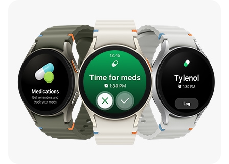 Trois Galaxy Watch7 sont dispos&eacute;es face &agrave; l&rsquo;avant, chacune affichant diff&eacute;rentes caract&eacute;ristiques li&eacute;es aux m&eacute;dicaments&nbsp;: un &eacute;cran de fonctionnalit&eacute;s M&eacute;dicaments, un rappel de m&eacute;dicament et un &eacute;cran Journal.