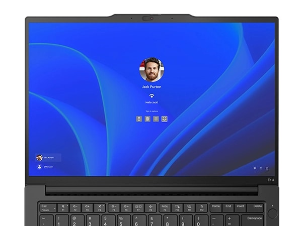 Gros plan de la cam&eacute;ra hybride FHD&nbsp;+&nbsp;IR en option, ainsi que de l'&eacute;cran, du Lenovo ThinkPad&nbsp;E14 Gen 6 (14'' Intel).