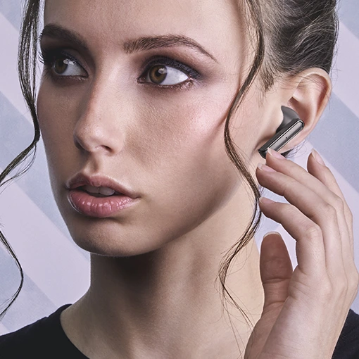 Assistant vocal et contr&ocirc;le tactile