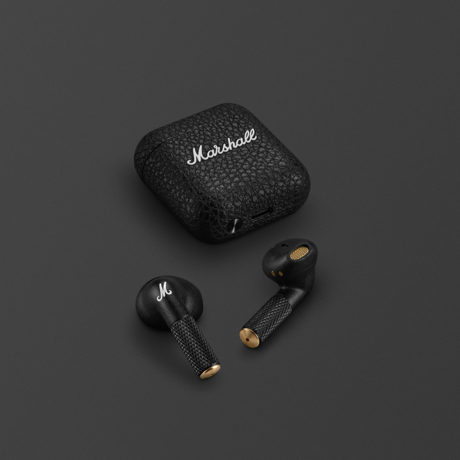 Écouteurs sans fil Marshall Minor IV Black avec étui de chargement.