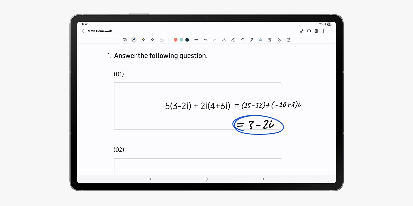 L'&eacute;cran du Galaxy Tab S10 FE+ affiche une page intitul&eacute;e &laquo; Devoirs de math&eacute;matiques &raquo; et une &eacute;quation math&eacute;matique avec sa solution &eacute;crite &agrave; c&ocirc;t&eacute;.