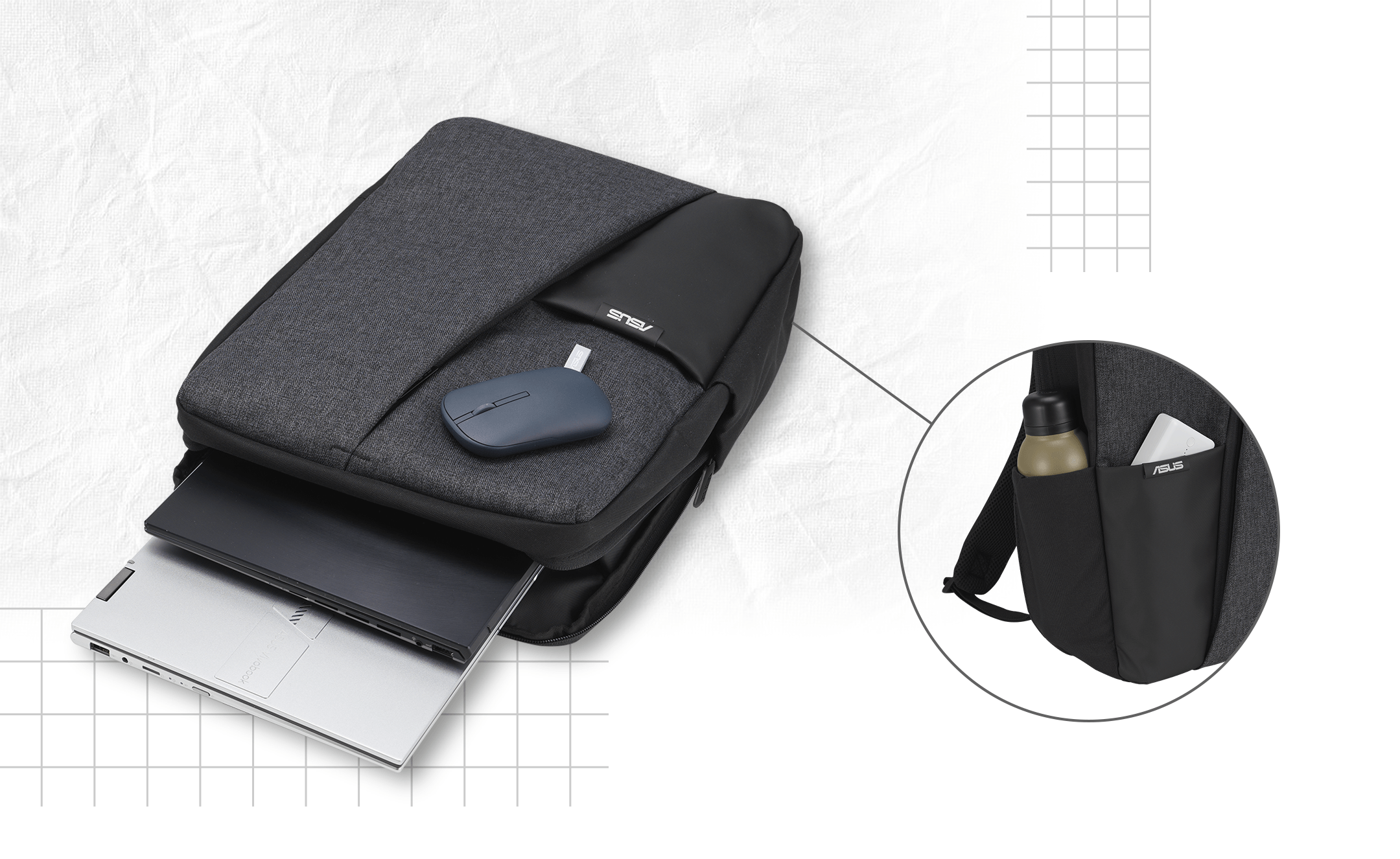 ASUS AP4600 sac &agrave; dos avec deux ordinateurs portables et une souris. Les petites images repr&eacute;sentent la poche lat&eacute;rale du sac &agrave; dos contenant une bouteille d'eau, ainsi que la poche avant contenant une banque d'alimentation portable.