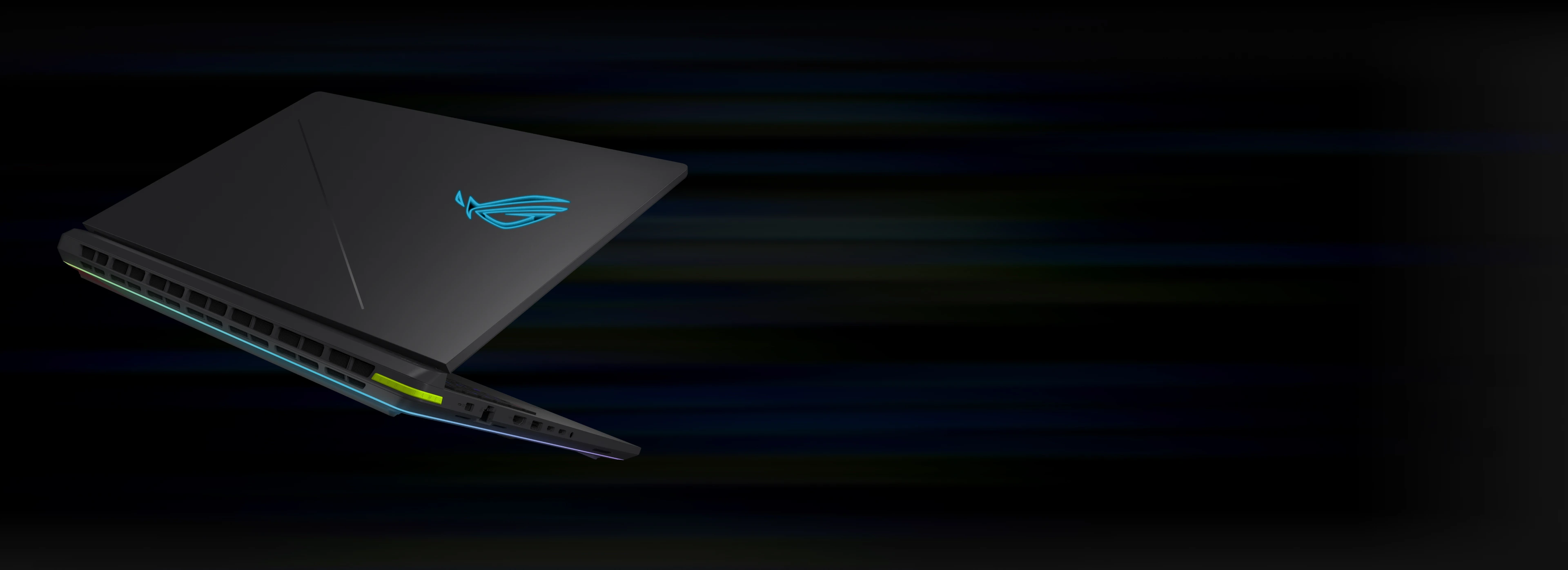 Un ordinateur portable ROG Strix avec le couvercle partiellement ouvert.