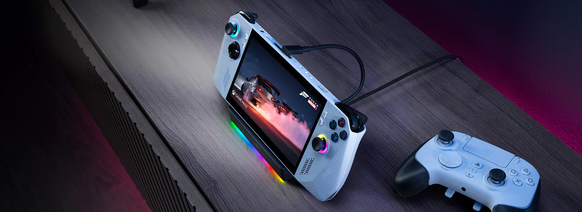 ALIMENTATION DE 100&nbsp;W AVEC RECHARGE SIMULTAN&Eacute;E D&rsquo;APPAREILS
