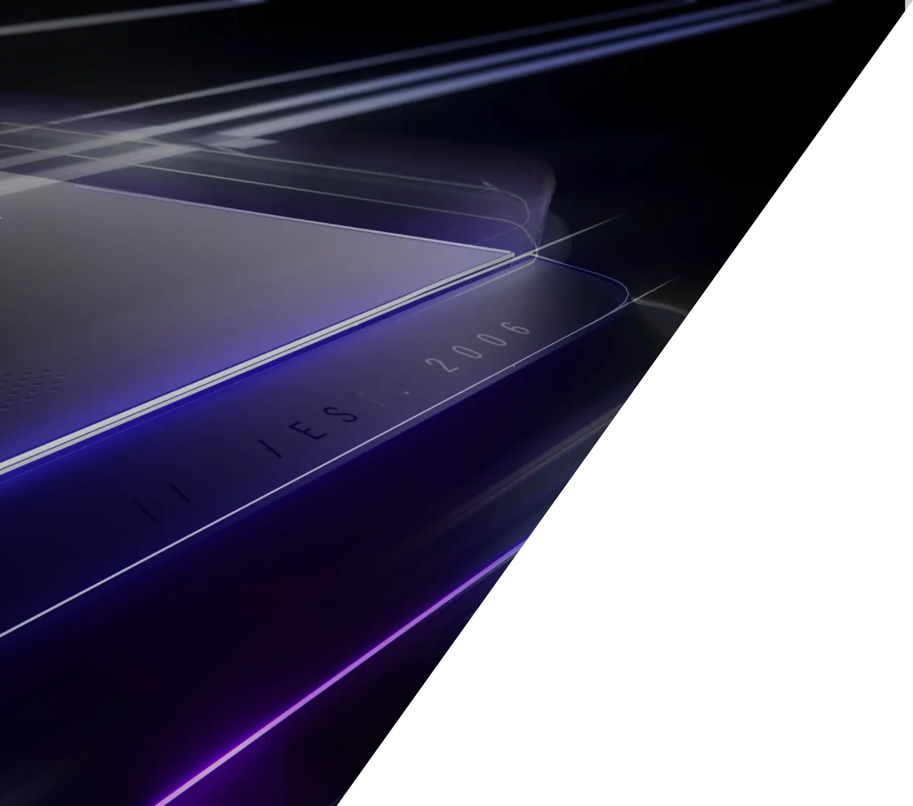 Le bord arri&egrave;re d'un ordinateur portable ROG Strix.