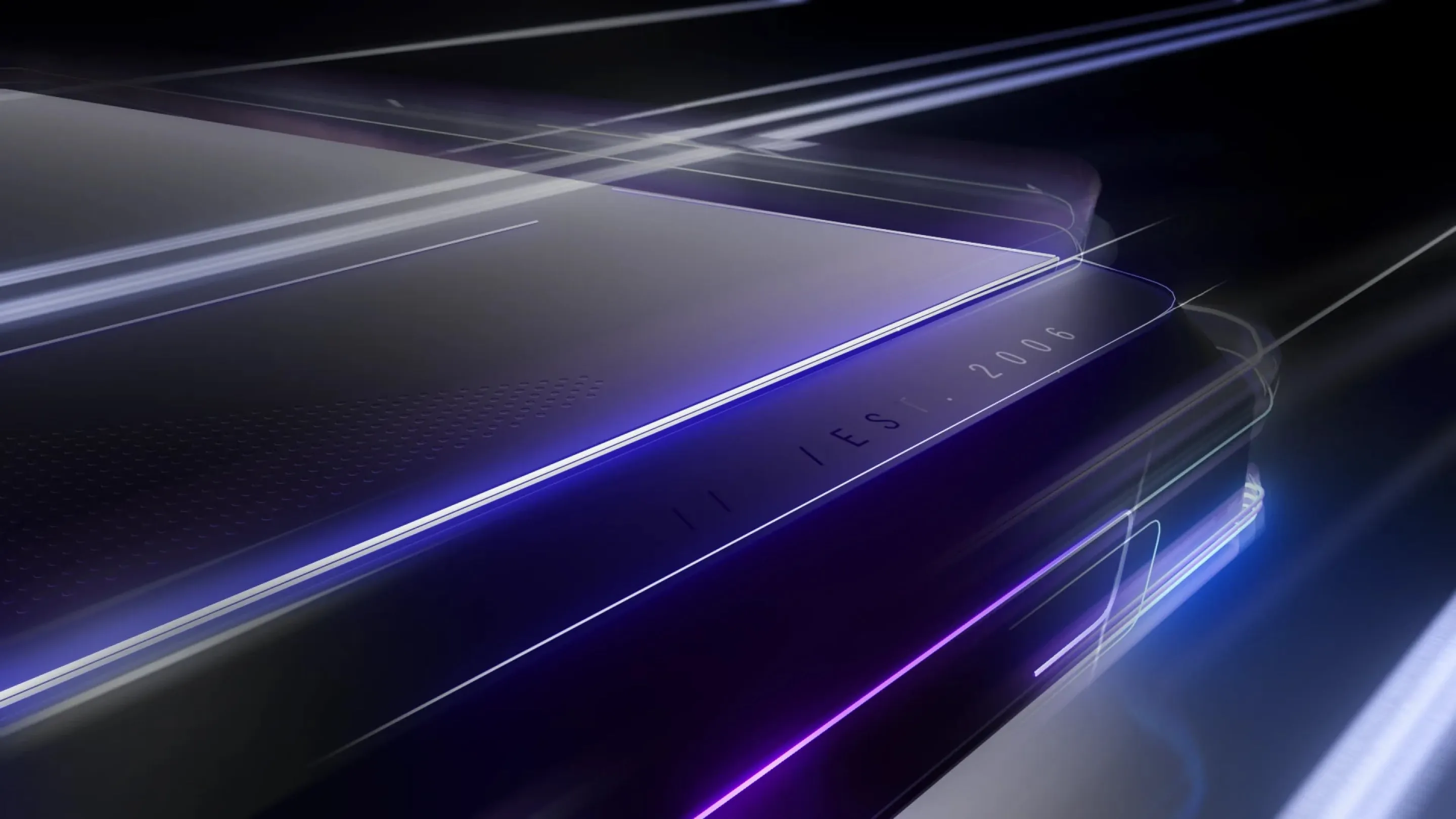 Le bord arri&egrave;re d'un ordinateur portable ROG Strix.