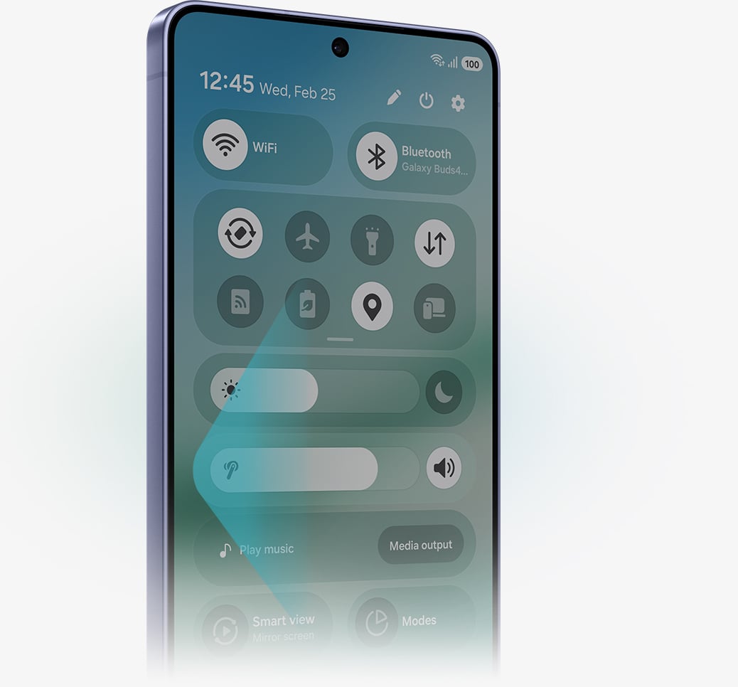 Un smartphone Galaxy avec le panneau rapide ouvert, axé sur la nouvelle version de One UI 8.5. Les fonctions Bluetooth, volume et réduction de bruit sont mises en évidence.