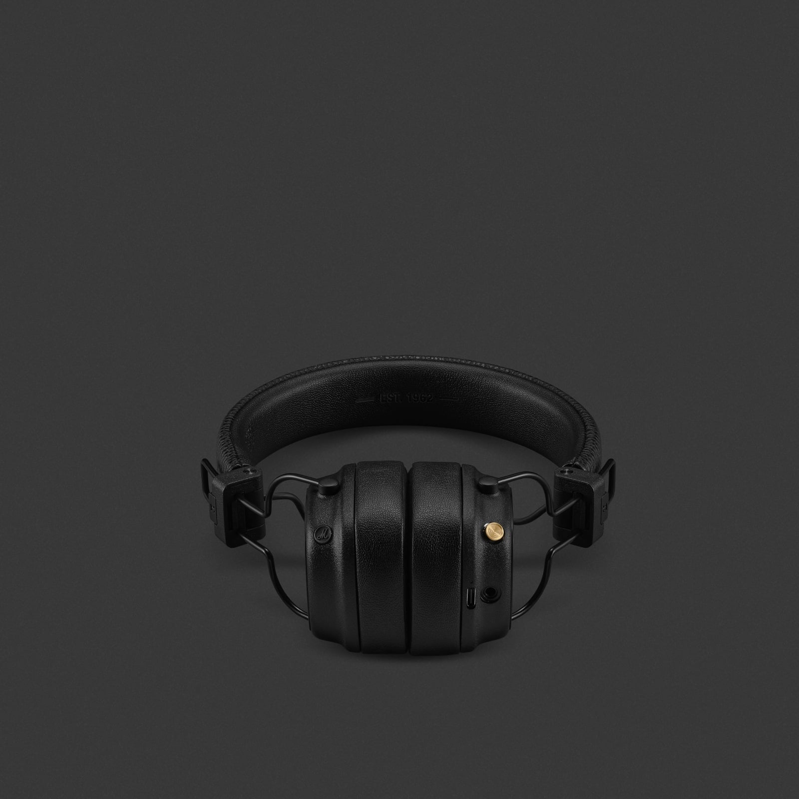 Vue avant du casque supra-auriculaire plié Marshall Major V Black.