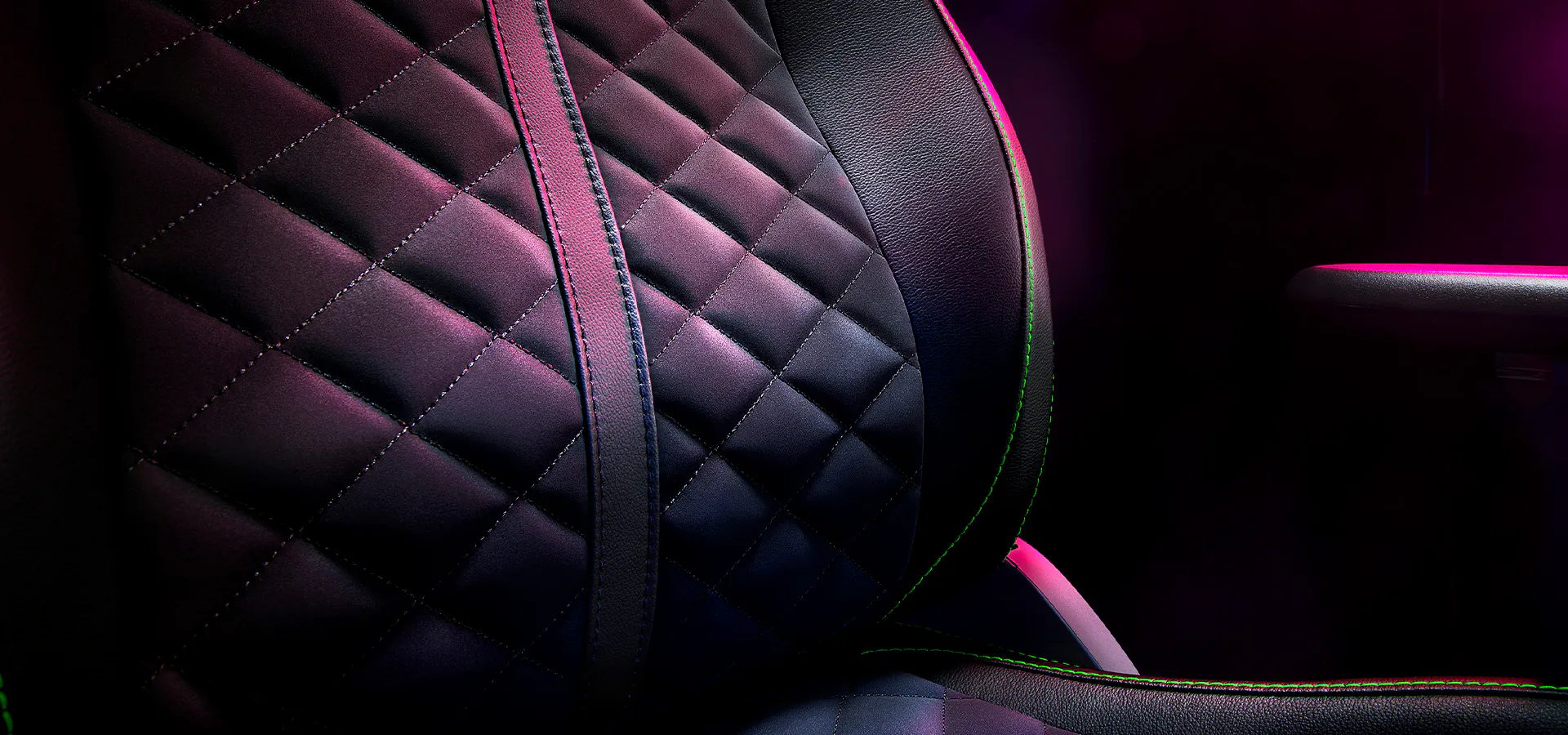 Gaming chair with dual-textured synthetic leather for the perfect balance of comfort and durability