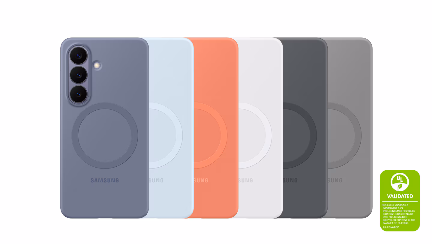 Six appareils Galaxy&nbsp;S26 sont alignés dans les couleurs bleu violacé, bleu clair, rouge corail, blanc, noir et gris dans une coque magnétique en silicone. Une marque de validation de la déclaration environnementale UL est présentée «&nbsp;VALIDÉ PAR UL. L’EF-ES942 CONTIENT AU MOINS 1,3&nbsp;% DE MATÉRIAUX RECYCLÉS AVANT CONSOMMATION, DONT 26&nbsp;% DE MATÉRIAUX RECYCLÉS AVANT CONSOMMATION DANS L’AIMANT DE L’EF-ES942. UL.COM/ECV&nbsp;».
