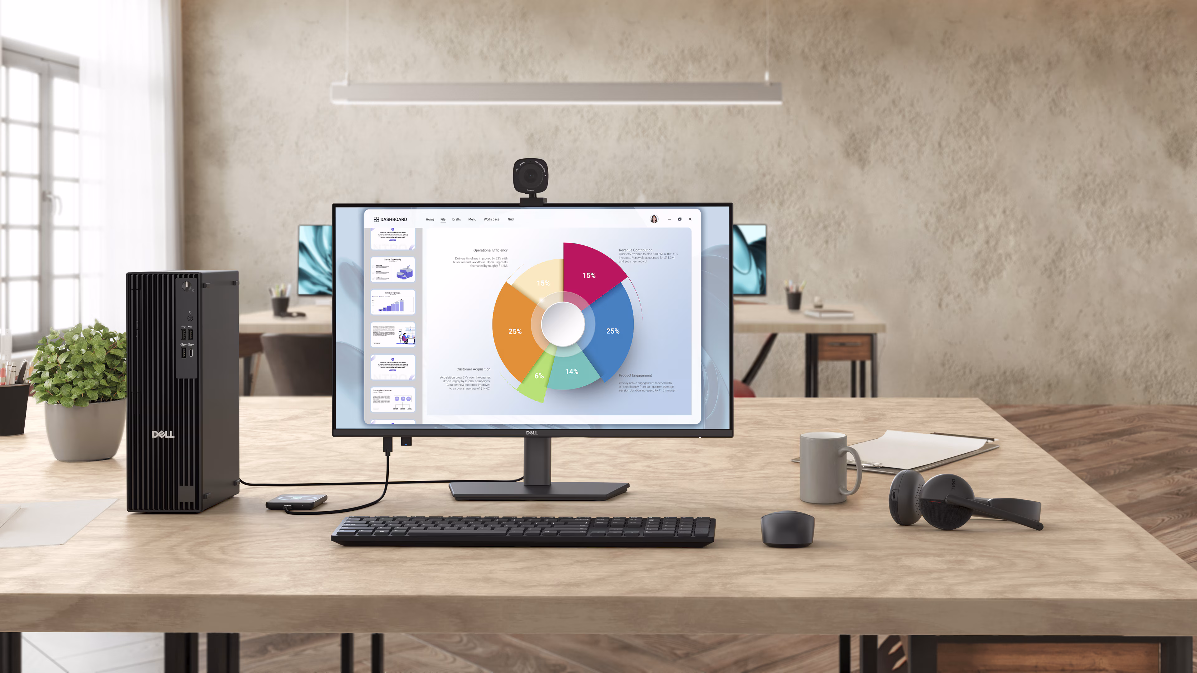 Écran Dell Pro 24 Plus sur un bureau, avec des accessoires tels qu’une souris sans fil, un clavier, un casque, etc.