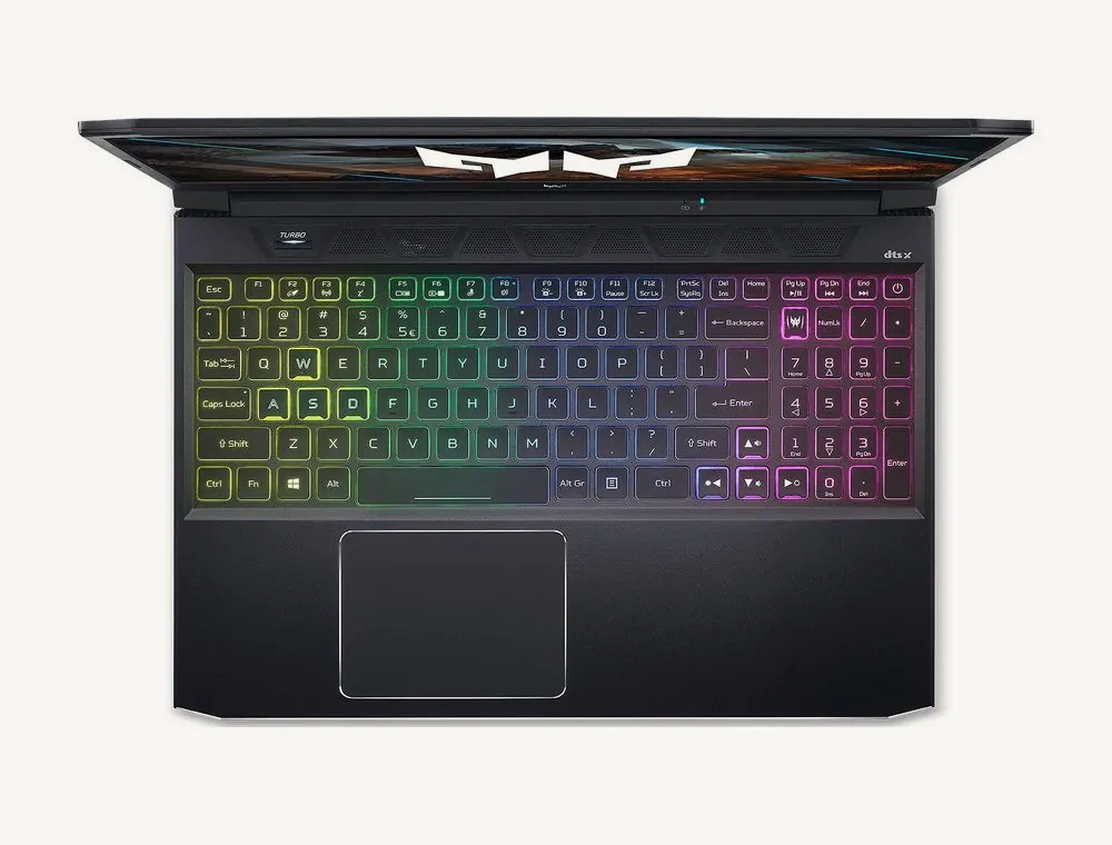 لوحة مفاتيح Helios 300 بإضاءة RGB على أربع مناطق ولوحة اللمس من الأعلى